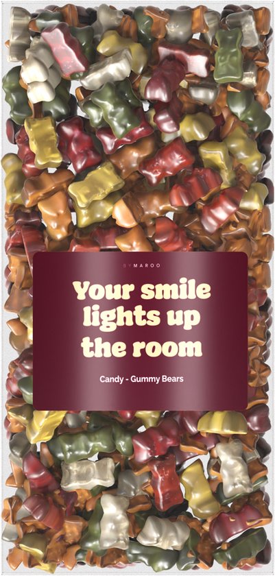 Foto: Cadeau voor vrouw by maroo snoep pakket met tekst lief compliment your smile lights up the room leuke cadeautjes mannen en vrouwen moeder vader opa oma mama papa zus vriendin kerst geschenkset