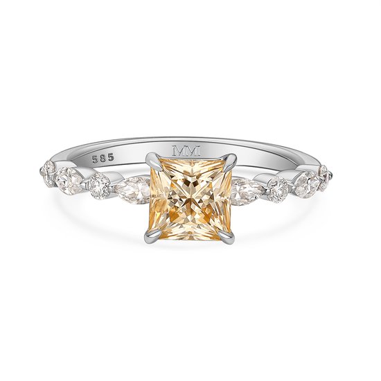 Ava – Princess Champagne Moissanite Ring - 2.1 karaat.