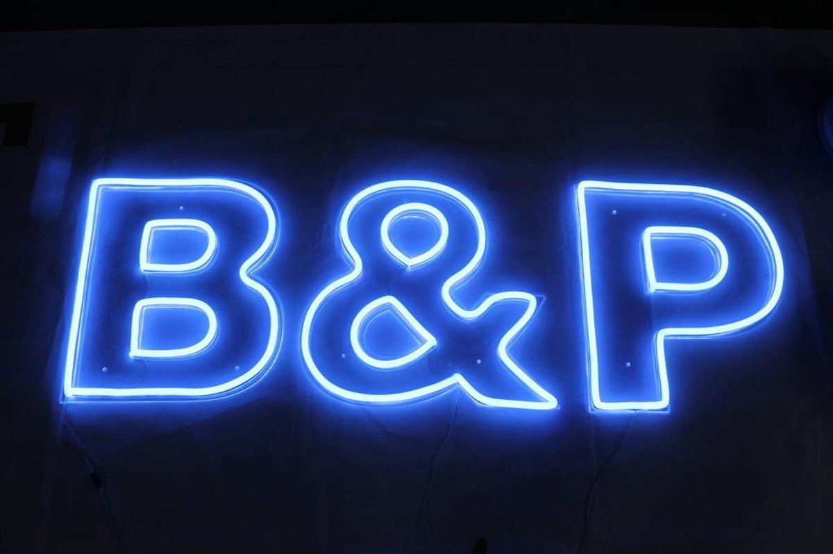 LED Neon Flex Micro Blauw 1 meter 6mm x 12mm inclusief 12V lichtnetadapter- Funnylights