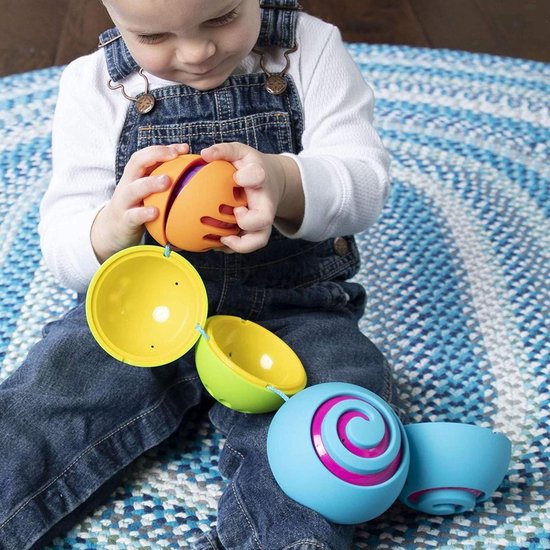 FAT BRAIN TOYS Oombeeball - Sensorisch Educatief Speelgoed Baby - Vanaf 10 Maanden - Ontwikkeling Motoriek & Zintuigen van Fat Brain Toys. — afbeelding 4