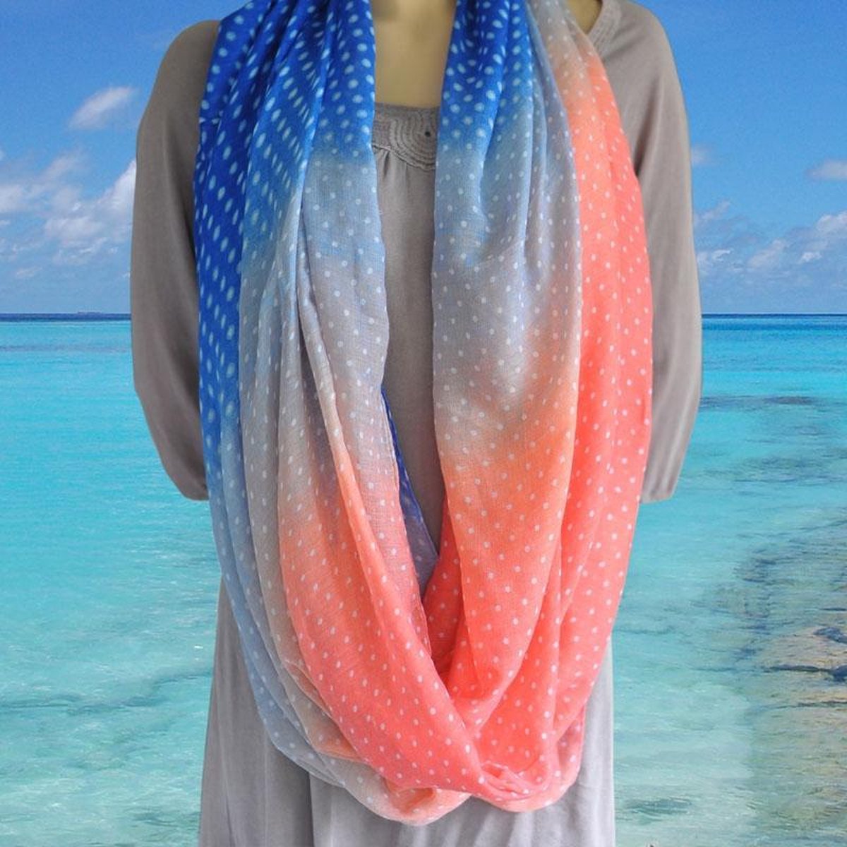 Loop Shawl Fading Dots Summer
