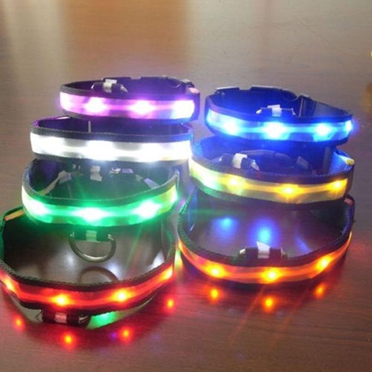 LED Hond Lichtgevende Halsbanden, Ultra Licht Verstelbare Lichtgevende Knipperende Benodigdheden