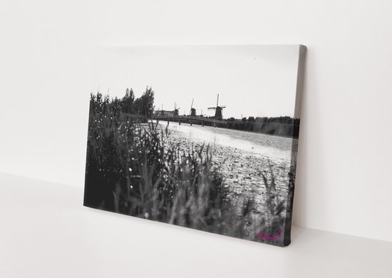 Molenkade | Kinderdijk | Molen | Zwart-Wit | Stichting BY Amanda | Canvasdoek | Wanddecoratie | 60CM x 40CM | Schilderij