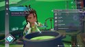 Een personage met donker haar en een doktersjas staat in een atelier bij een kookpot met groene vloeistof. Het scherm toont een menu met knutselmaterialen zoals 'Bronze' en 'Crystal'.