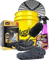 Meguiars essentail kit bestaande uit; Wasemmer 19 ltr, Grit guard grit, Wash&Wax, Quick Wax, Clarity Glass Cleaner, Supreme Shine Microfiber doek, Velgenreiniger, Velgenborstel medium, Wash Mitt, Droogdoek 40 x 40 cm