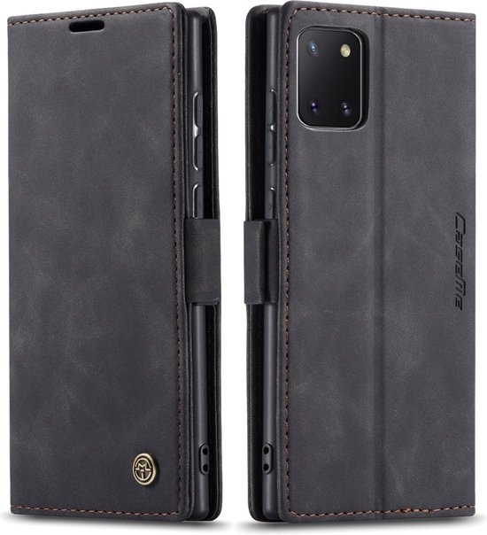 Étui portefeuille à rabat noir Caseme avec téléphone et cartes, dos montrant la caméra.