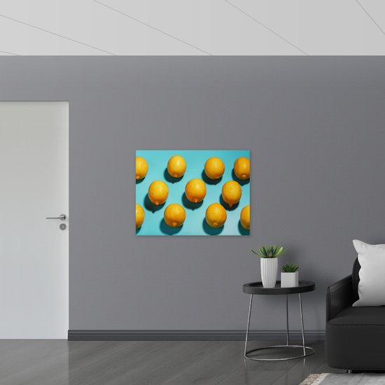 Poster Glanzend – Patroon van Gele Citroenen op Pastelblauwe Achtergrond - 100x75 cm Foto op Posterpapier met Glanzende Afwerking