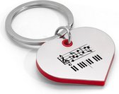 Akyol - piano sleutelhanger hartvorm - Piano - beste piano speler - gegraveerde sleutelhanger - piano keyboard - cadeau - piano stickers - gegrafeerde sleutelhanger - gepersonaliseerd - sleutelhanger met naam