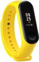 Siliconen Smartwatch bandje - Geschikt voor Xiaomi Mi band 3 / 4 siliconen bandje - geel - Strap-it Horlogeband / Polsband / Armband