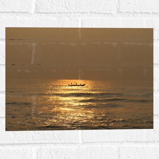 Muursticker - Oceaan - Zee - Bootje - Mensen - Zonlicht - 40x30 cm Foto op Muursticker