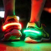 Clip de chaussure I Feux de course I Siècle des Lumières de course LED I Bracelet LED I Visible dans l'obscurité I Course à pied dans l'obscurité I 1 pièce I Feu vert