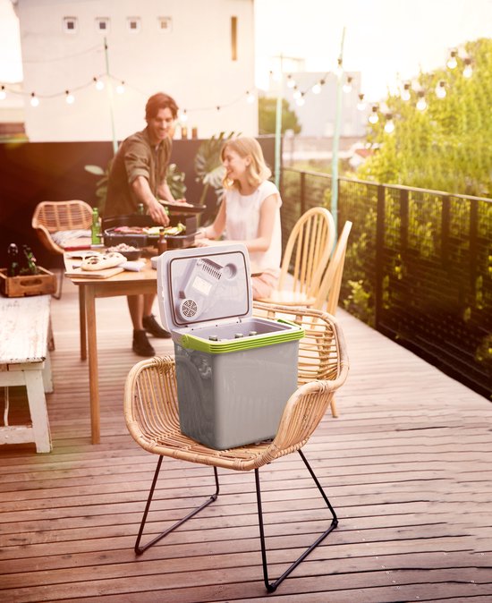 Severin KB2 925 Electrische koelbox - 25 Liter - Aansluiting 12 / 220 Volt + USB aansluiting voor b.v. een powerbank van Severin. — afbeelding 3
