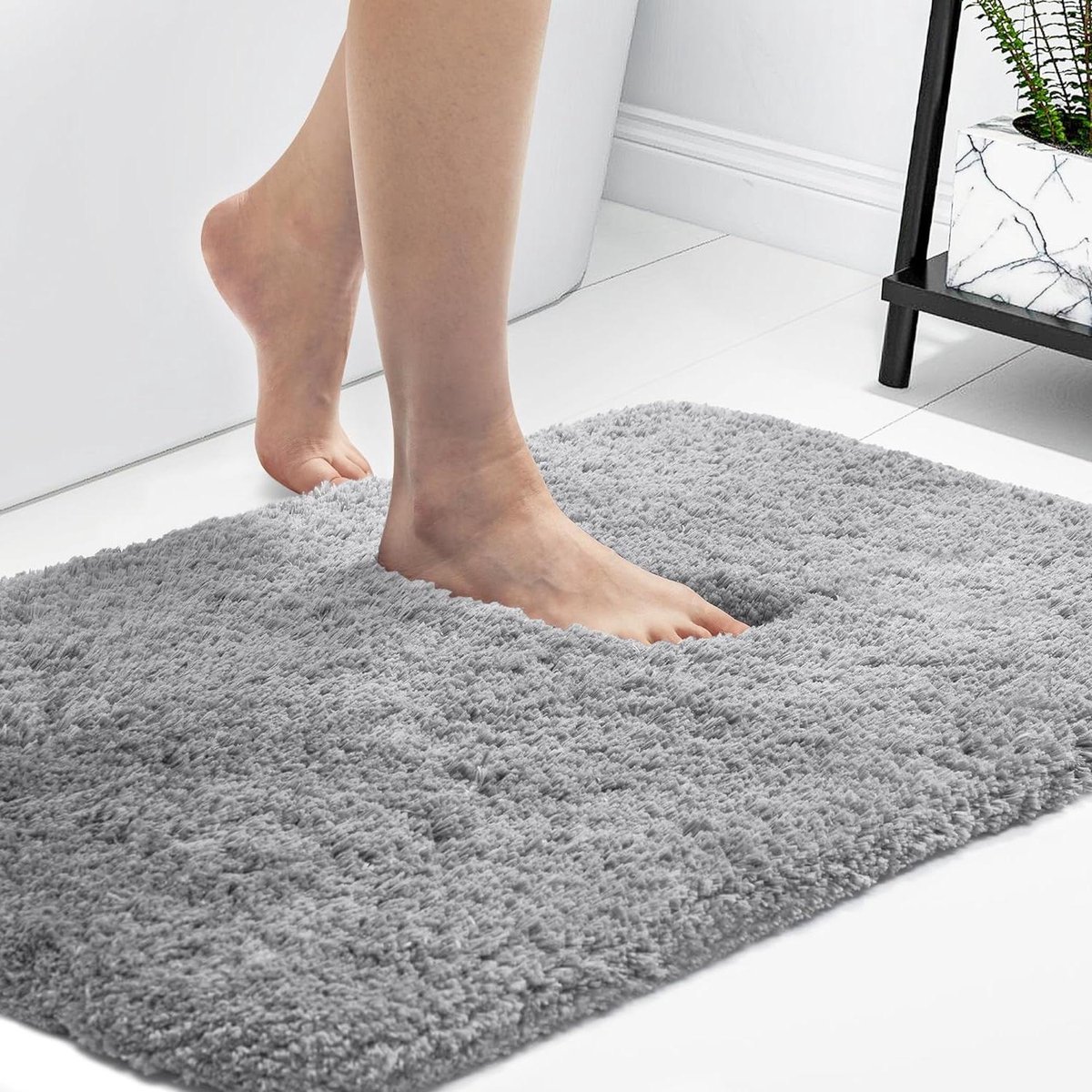 Zachte Antislip Badmat Voetmat Badkamermat Machinewasbaar - Rechthoekig Slaapkamermat - 60x90 cm - Lichtgrijs - 1 Stuk