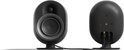 Zwarte satellite speakers, één van voren met speakerdetail, één van achter met aansluitingen.