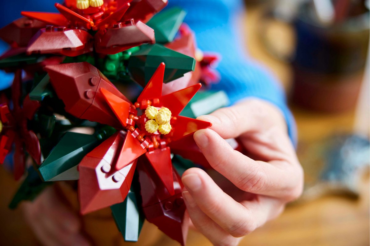 LEGO Icons Kerstster Poinsettia - 10370 — afbeelding 15