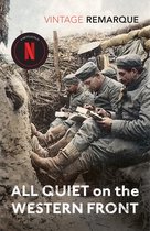 Netflix film poster voor 'All Quiet on the Western Front', met drie soldaten in loopgraven.