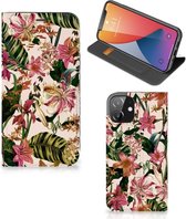 Hoesje ontwerpen Geschikt voor iPhone 12 | Geschikt voor iPhone 12 Pro Smart Cover Valentijn Cadeautje Vrouw Bloemen