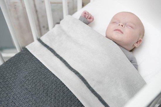 Baby's Only Gebreide ledikantdeken chenille - Baby deken Robust Rib - Stonegreen van Baby's Only — afbeelding 5