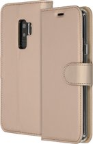 Accezz Wallet Softcase Booktype Samsung Galaxy S9 Plus hoesje - Goud