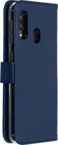 Selencia Hoesje Geschikt voor Samsung Galaxy A20e Hoesje Met Pasjeshouder - Selencia Echt Lederen Bookcase - Blauw