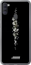 6F hoesje - geschikt voor Samsung Galaxy A11 -  Transparant TPU Case - White flowers in the dark #ffffff