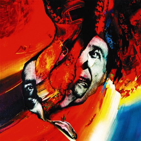 Abstracte collage met twee gezichten, fel rood en geel, met blauwe accenten en tekst.
