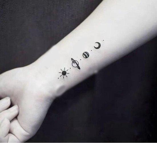 moe lens Habubu Ruimte Tattoo 'Space' | Nep Tattoo | Plak Tattoo | Festival | Planets |  Ruimte | Planeten | bol.com
