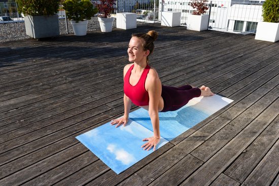 Yogistar Yogamat hot yoga image treetop view van YOGISTAR — afbeelding 3