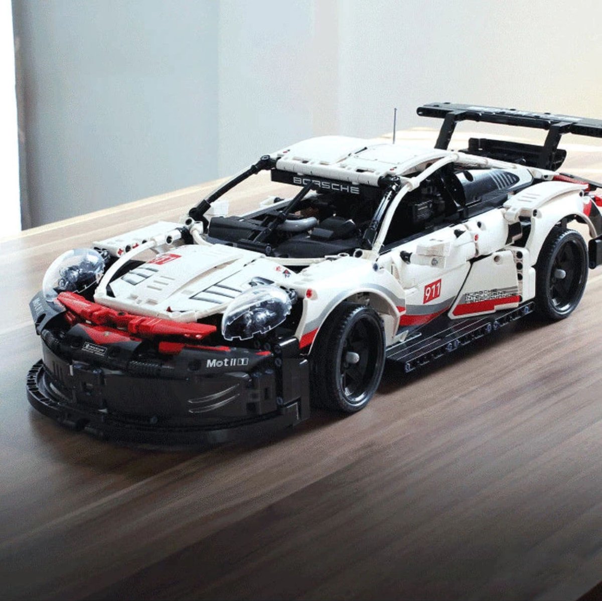 LEGO Technic Porsche 911 RSR Race Car Model Building Kit 42096, Advanced  Replica, Exclusive Collectible Set, Gift for Kids, Boys & Girls