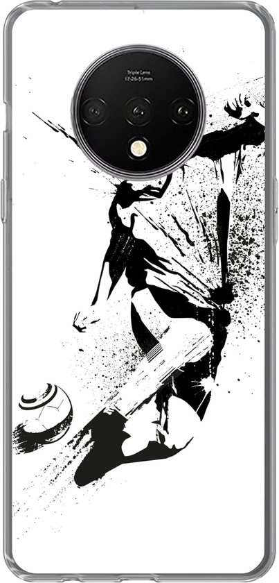 Geschikt voor OnePlus 7T hoesje - Een illustratie van een persoon die een voetbal richting doel schiet - Jongens - Jongetje - Kind - Siliconen Telefoonhoesje