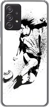 Geschikt voor Samsung Galaxy A53 5G hoesje - Een illustratie van een persoon die een voetbal richting doel schiet - Jongens - Jongetje - Kind - Siliconen Telefoonhoesje