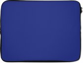 Laptophoes 15.6 inch - Blauw - Effen kleur - Donkerblauw - Laptop sleeve - Binnenmaat 39,5x29,5 cm - Zwarte achterkant - Back to school spullen - Schoolspullen jongens en meisjes middelbare school - Macbook air hoes - Chromebook sleeve