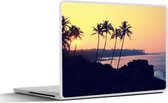 Laptop sticker - 10.1 inch - Zee - Palmboom - Avond - Landschap - 25x18cm - Laptopstickers - Laptop skin - Cover