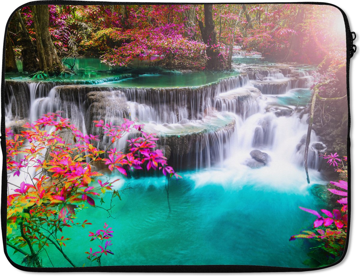 Laptophoes 17 inch - Waterval - Zon - Bomen - Regenboog - Natuur - Laptop sleeve - Binnenmaat 41x28 cm - Zwarte achterkant