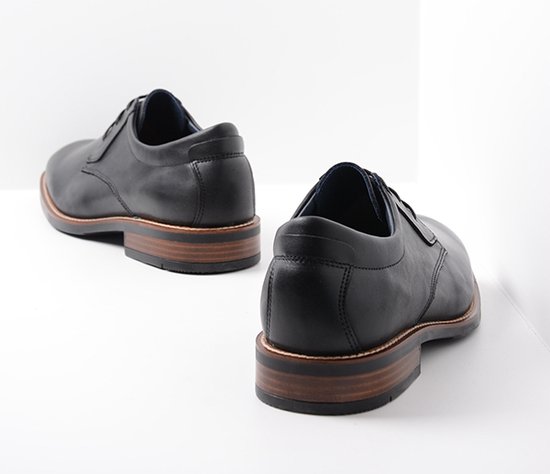 Wolky Shoe \u003e Heren \u003e Nette schoenen Santiago zwart leer | bol.com