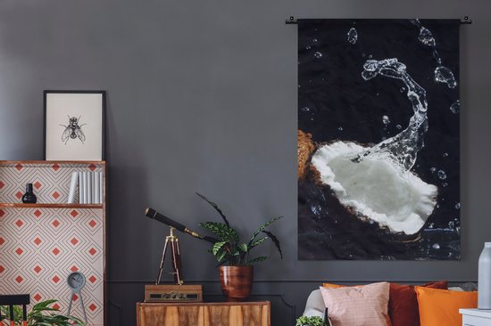 Wandkleed - Wanddoek - Kokosnoot - Stilleven - Water - Zwart - Fruit - 120x180 cm - Wandtapijt