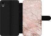 Bookcase Geschikt voor iPhone XR telefoonhoesje - Marmer print - Roze - Luxe - Marmer printlook - Glitter - Design - Met vakjes - Wallet case met magneetsluiting