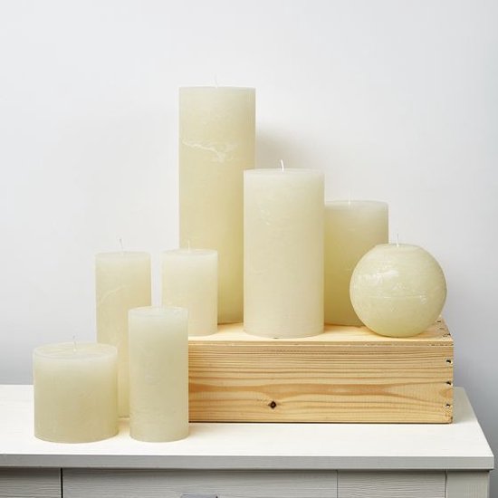 Small Wooden Advent Wreath 4 Christmas - Round With 4 Candles