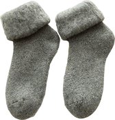 Warme winter sokken dames lichtgrijs - 1 paar - maat 36-40 - wol - gevoerd - damessokken - cadeautip
