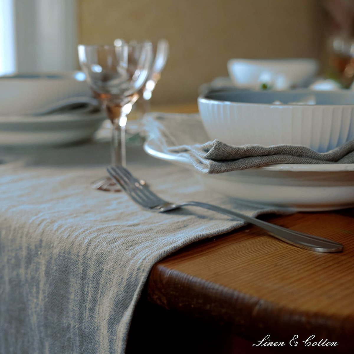shabby tafel loper linnen stoer sober landelijk wonen