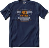 40 Jaar vintage legend - Verjaardag cadeau - Kado tip - T-Shirt - Heren - Navy Blue - Maat L
