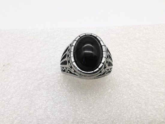 RVS ovale edelsteen ring met Onyx edelsteen maat 19. Geweldig cadeau te geven of zelf dragen.