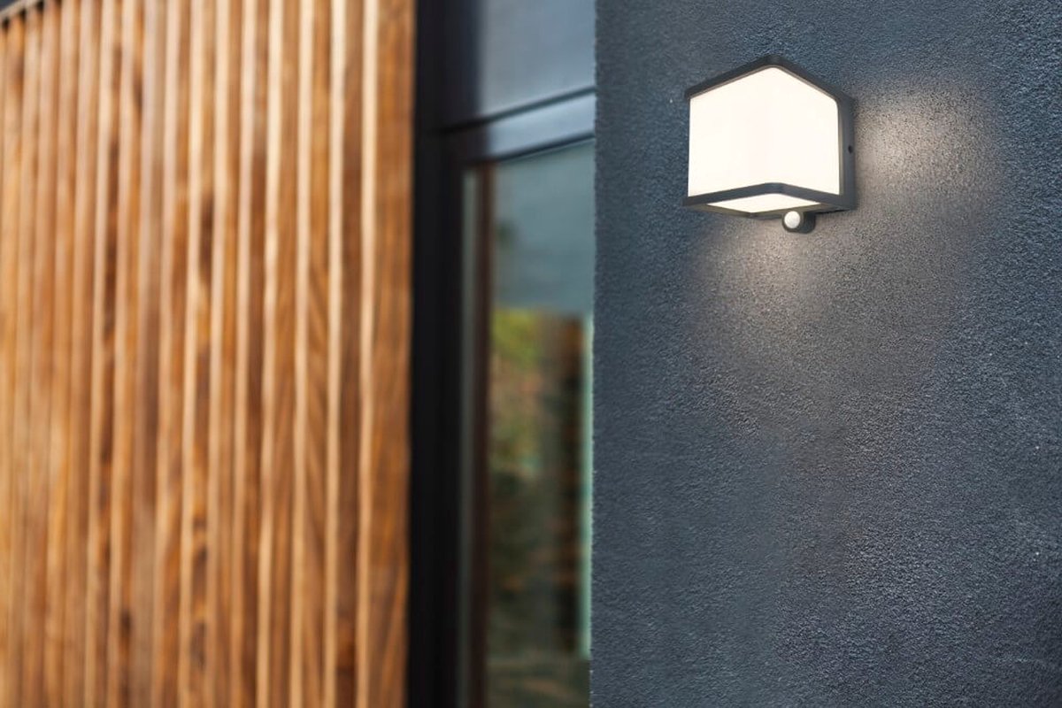 Lutec Doblo - LED solar wandlamp voor buiten