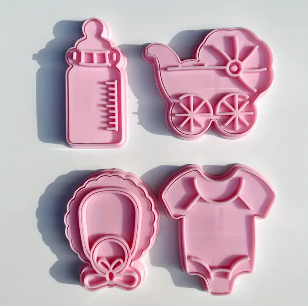 4-Delige Cookie Cutter set - Uitsteekvorm - Babyshower - Fondant & Bakvormen - Baby - Roze