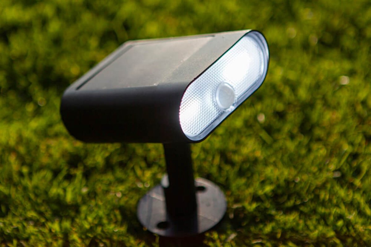 Lutec Connect Ginbo - Smart Solar LED prikspot met PIR bewegingssensor