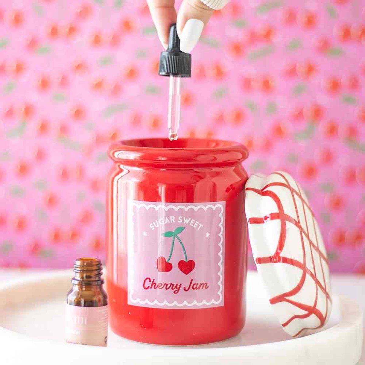 Something Different - Cherry Jam Jar and Wax Warmer Oliebrander - Rood