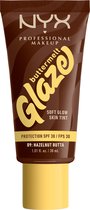 NYX Professional Makeup Fond de teint Hazelnut Butta Buttermelt Glaze - Tenue jusqu'à 12 heures - Protection SPF 30 - 1 - 30 ml
