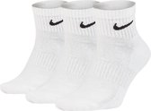 Nike Everyday Lightweight Ankle Socks (3-pack)