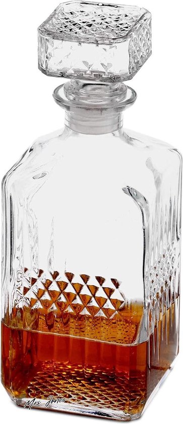 De Karaf Van De Alcoholische Drank Stock Foto - Afbeelding van ontruim