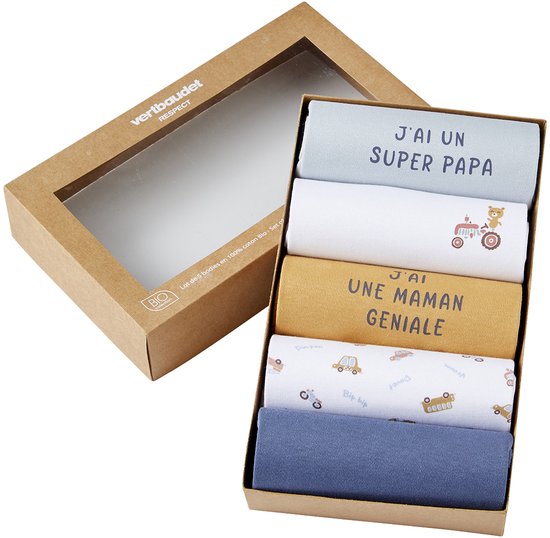 Boîte cadeau contenant 5 bodies : bleu pâle "J'AI UN SUPER PAPA", blanc ours sur tracteur, ocre "J'AI UNE MAMAN GENIALE", blanc voitures, et bleu gris.